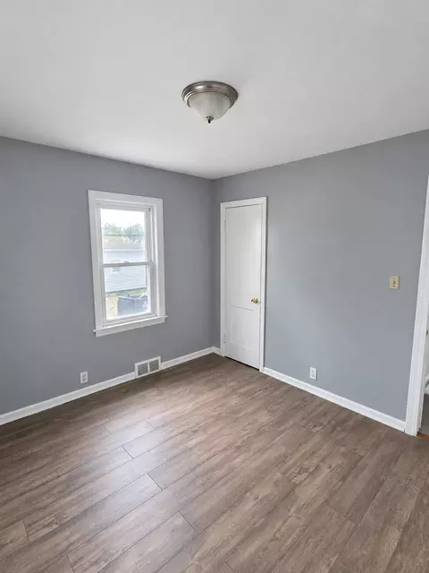 Bedroom - 2319 170th St, Hazel Crest, IL 60429 photo 5 of 7