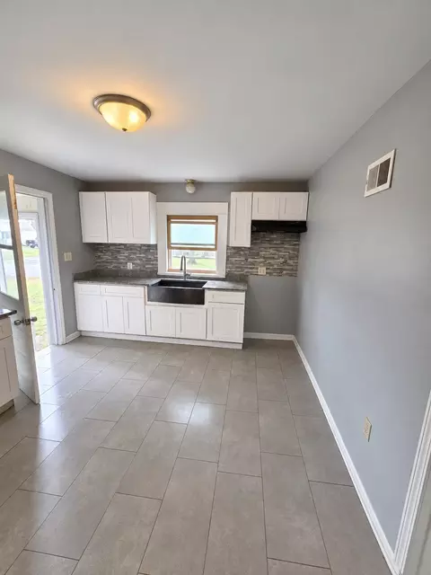 Kitchen - 2319 170th St, Hazel Crest, IL 60429 photo 3 of 3