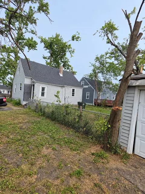 Exterior - 2319 170th St, Hazel Crest, IL 60429 photo 3 of 3