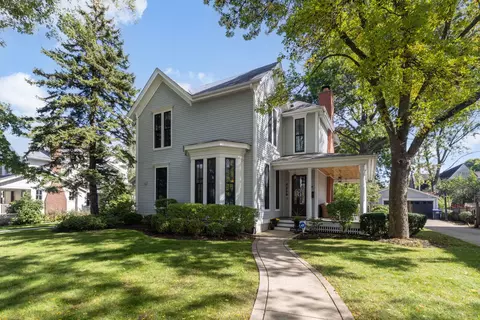 4209 Lawn Ave, Western Springs, IL 60558