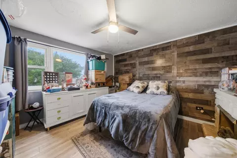 Bedroom - 2813 S Shields Ave, Chicago, IL 60616 photo 1 of 2