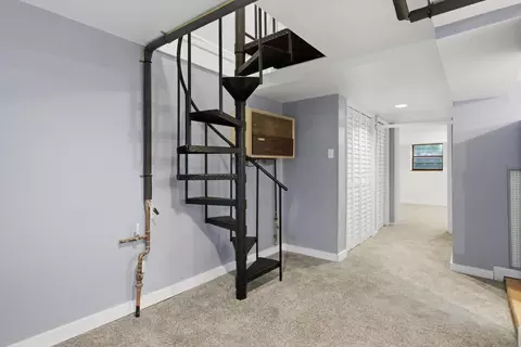 Entry Way - 2813 S Shields Ave, Chicago, IL 60616 photo 4 of 4