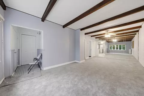 Entry Way - 2813 S Shields Ave, Chicago, IL 60616 photo 1 of 4