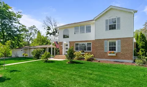 201 W Potomac Ave, Lombard, IL 60148