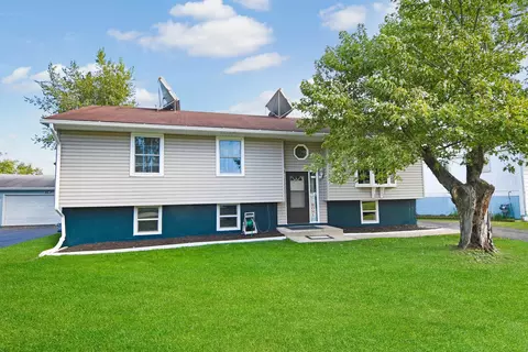117 N Cedar Ln, Glenwood, IL 60425