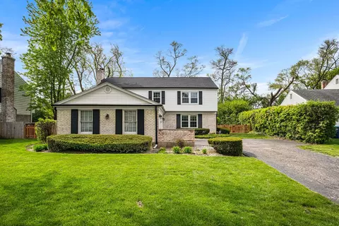 1115 Antique Ln, Northbrook, IL 60062