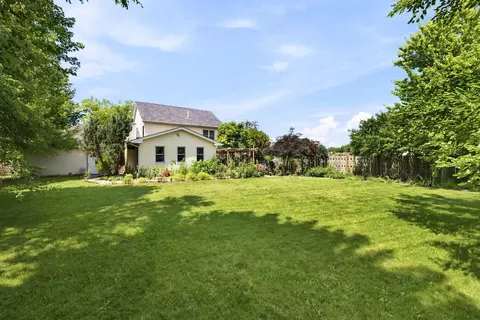 Exterior - 1613 Locust Rd, Morris, IL 60450 photo 7 of 9