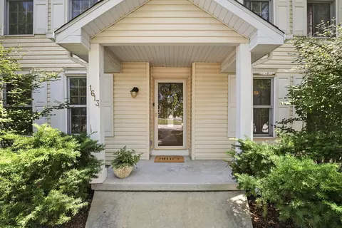 Exterior - 1613 Locust Rd, Morris, IL 60450 photo 2 of 9