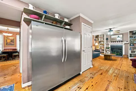 Kitchen - 1613 Locust Rd, Morris, IL 60450 photo 4 of 6