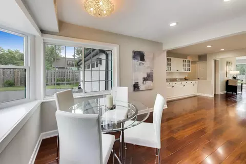 Dining - 2535 Techny Rd, Northbrook, IL 60062 photo 4 of 4