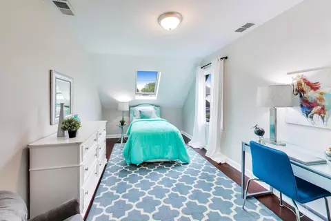 Bedroom - 2535 Techny Rd, Northbrook, IL 60062 photo 6 of 7