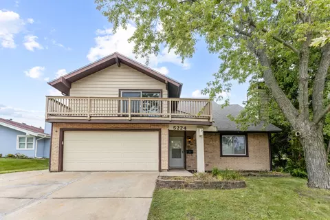5224 Arlington Cir, Hanover Park, IL 60133