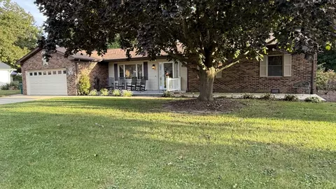 Other - 206 Cherokee Dr, Georgetown, IL 61846 photo 3 of 10