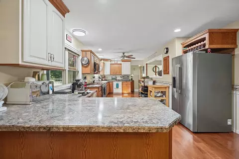 Kitchen - 206 Cherokee Dr, Georgetown, IL 61846 photo 1 of 9