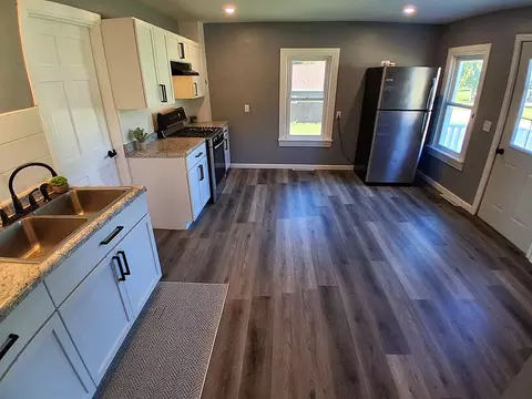 Kitchen - 304 SE 3rd Ave, Galva, IL 61434 photo 1 of 5