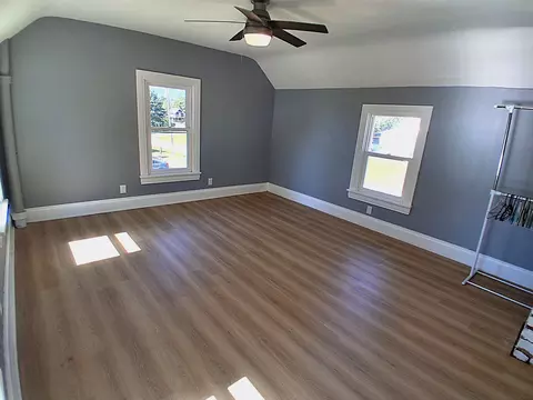 Bedroom - 304 SE 3rd Ave, Galva, IL 61434 photo 9 of 10