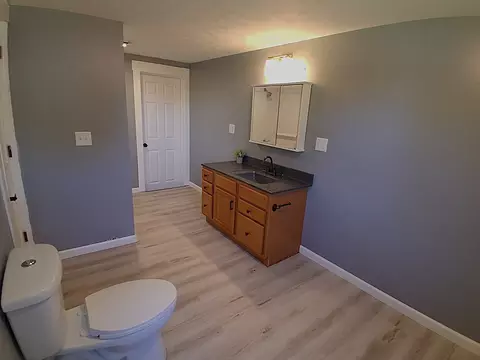 Bath - 304 SE 3rd Ave, Galva, IL 61434 photo 1 of 4