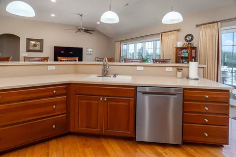 Kitchen - 33 Bogey Ln, Makanda, IL 62958 photo 3 of 4