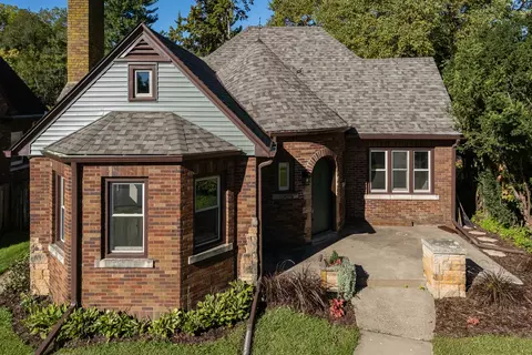 1616 Marlo Ave, Davenport, IA 52803
