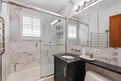 Bath - 2037 E Touhy Ave, Des Plaines, IL 60018 photo 1 of 2