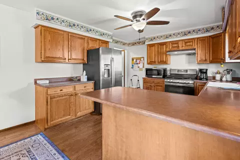 Kitchen - 1004 6th St, Hampton, IL 61256 photo 2 of 5