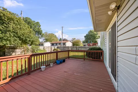Exterior - 1004 6th St, Hampton, IL 61256 photo 2 of 8