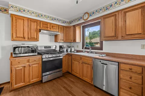 Kitchen - 1004 6th St, Hampton, IL 61256 photo 3 of 5