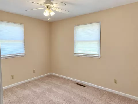 Bedroom - 11 Strasma South Dr, Kankakee, IL 60901 photo 1 of 4