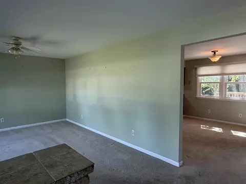 Living - 11 Strasma South Dr, Kankakee, IL 60901 photo 3 of 4