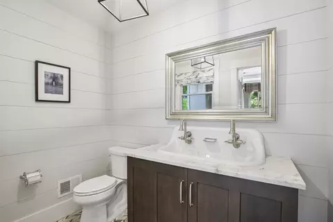 Bath - 1 Delaware Rd, Morristown, NJ 07960 photo 1 of 7