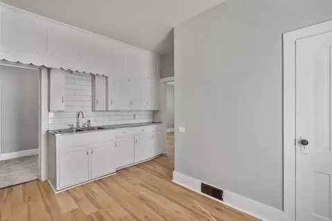 Other - 417 37th St, Moline, IL 61265 photo 2 of 2