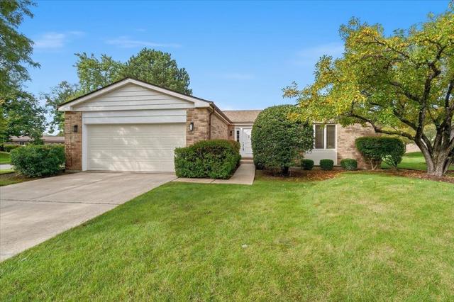 4568 Lindenwood Ln, Northbrook, IL 60062