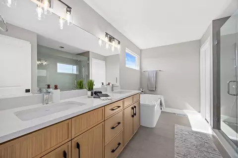 Bath - 12428 Limerick Ln, Plainfield, IL 60585 photo 5 of 6