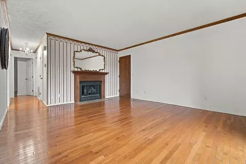 Living - 2017 Tracy Dr #4, Bloomington, IL 61704 photo 2 of 2