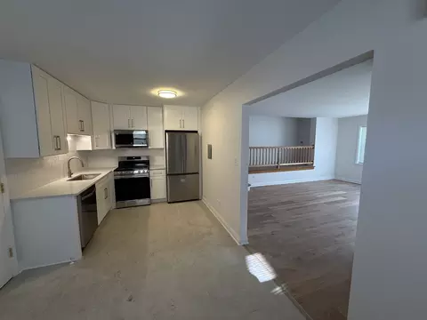 Kitchen - Undisclosed, Des Plaines, IL 60016 photo 3 of 4