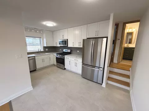 Kitchen - Undisclosed, Des Plaines, IL 60016 photo 1 of 4