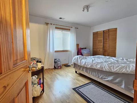Bedroom - 9709 Bianco Ter #E, Des Plaines, IL 60016 photo 1 of 2
