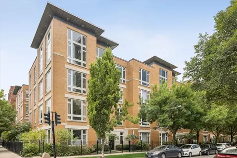 1005 W Buena Ave #2E, Chicago, IL 60613