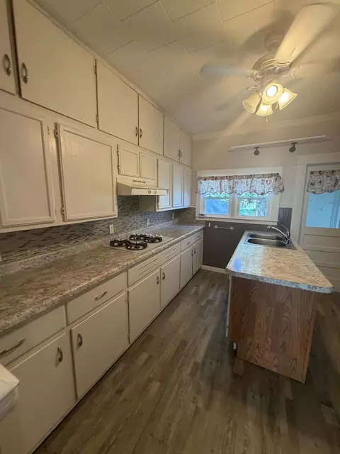Kitchen - 405 S State St, Christopher, IL 62822 photo 3 of 3