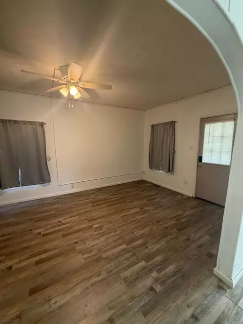 Living - 405 S State St, Christopher, IL 62822 photo 2 of 3