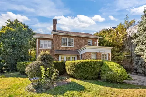 604 Exmoor Rd, Kenilworth, IL 60043