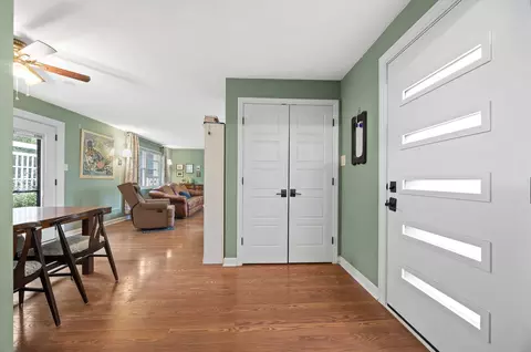 Entry Way - 15420 Central Ave, Oak Forest, IL 60452 photo 1 of 2