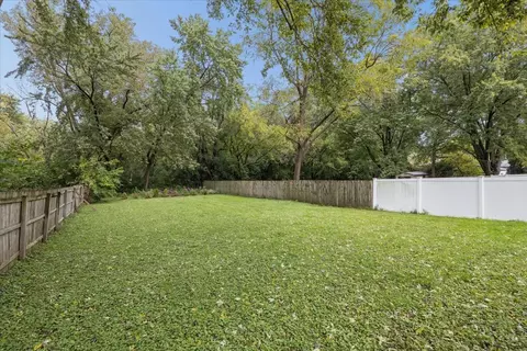 Exterior - 4352 150th St, Midlothian, IL 60445 photo 3 of 4