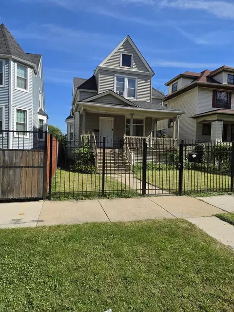 Exterior - Undisclosed, Chicago, IL 60651 photo 1 of 3