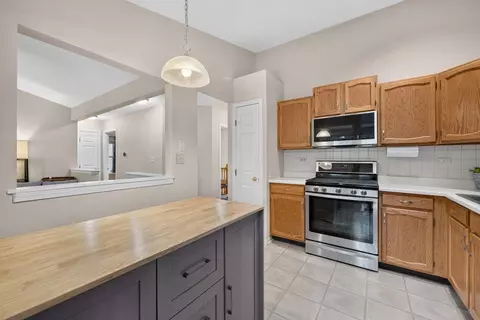 Kitchen - 397 Meadowview Ln, Aurora, IL 60502 photo 3 of 3