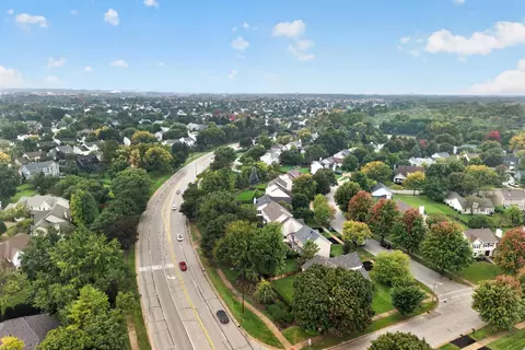 View/Area - 397 Meadowview Ln, Aurora, IL 60502 photo 2 of 2