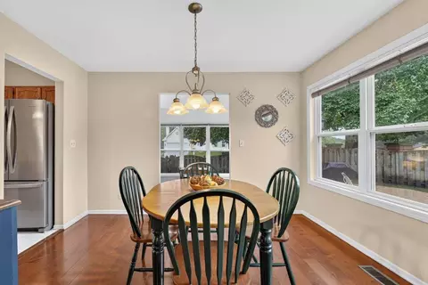 Dining - 397 Meadowview Ln, Aurora, IL 60502 photo 1 of 4