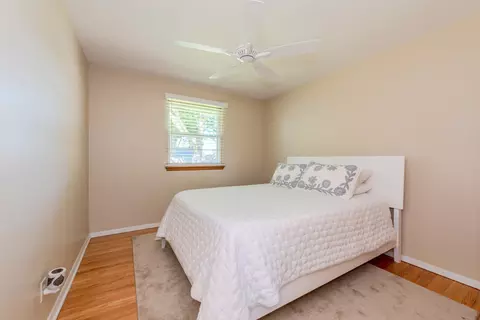 Bedroom - 405 Bevan Dr E, Joliet, IL 60435 photo 5 of 6
