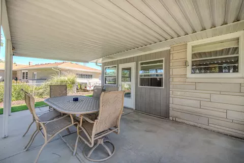 Exterior - 405 Bevan Dr E, Joliet, IL 60435 photo 7 of 11