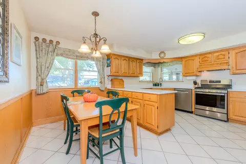Kitchen - 405 Bevan Dr E, Joliet, IL 60435 photo 1 of 7